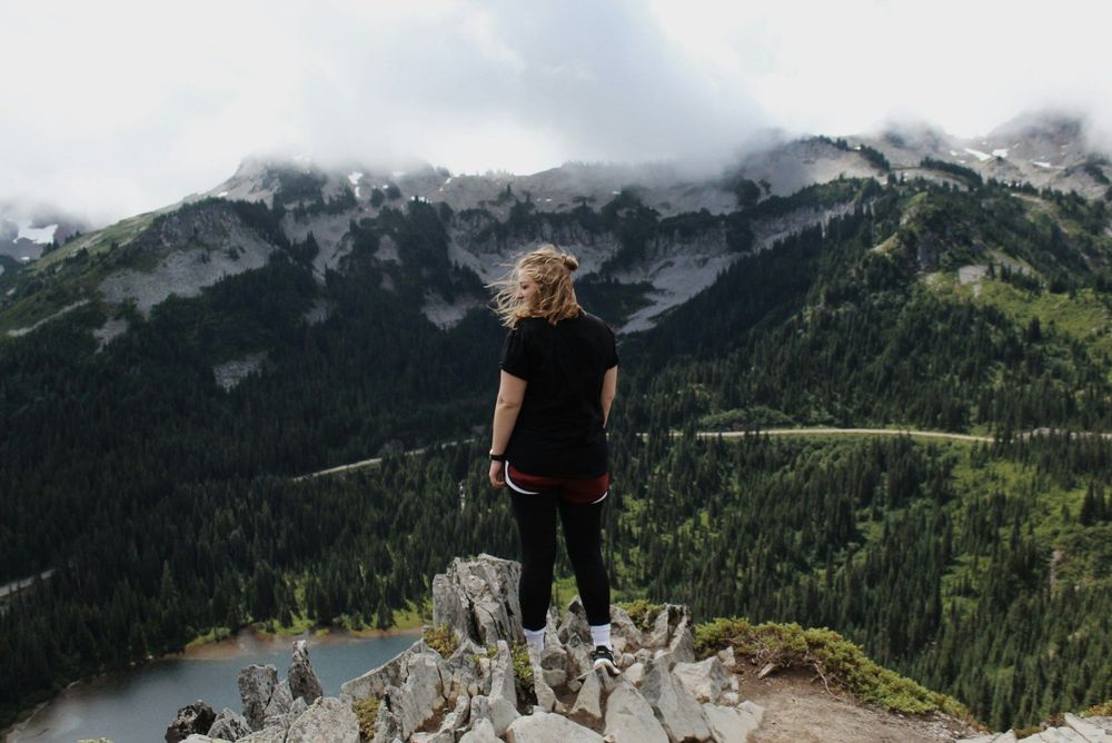 hiker-at-the-summit