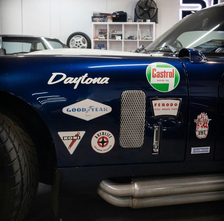 Keep reading to find out why the Daytona 500 is unmissable!