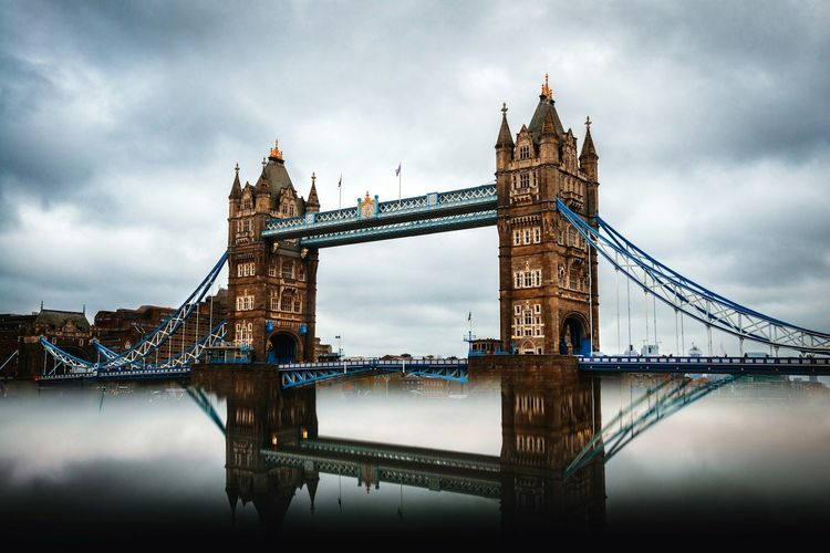 London Bridge