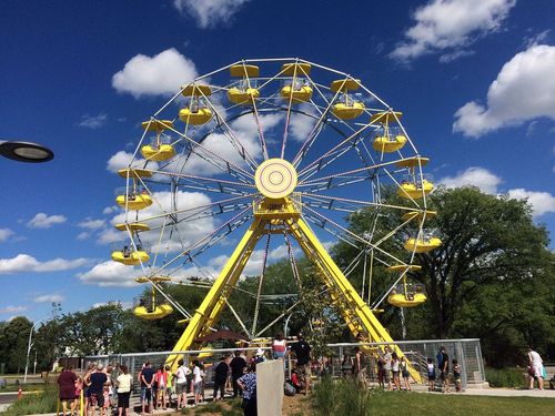 Kinsmen Park Ferris Wheel, Saskatoon, Canada