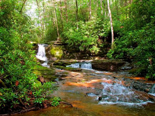 Raven Cliff Falls, GA, USA