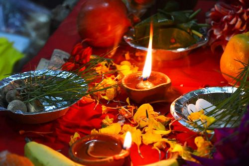 In Diwali this 2024, homes are cleaned, decorated, and an altar is made to offer fruits, flowers, and sweets.