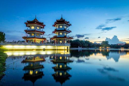 Visit beautiful twin pagoda