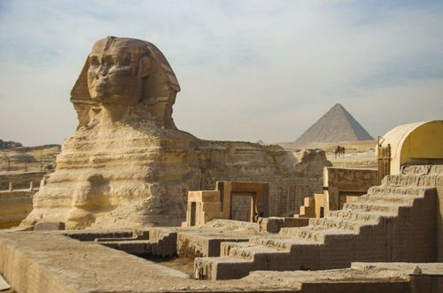 Giza, acoording to the Middle East travel is home of the Pyramides and the Great Sphinx