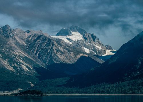Alaska has eight national parks, the most of any state in the United States. These include Glacier Bay.