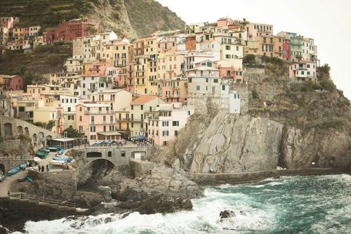 Cinque Terre is a string of five enchanting villages – Monterosso, Vernazza, Corniglia, Manarola, and Riomaggiore