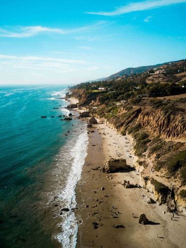 Once in a lifetime things to do in Los Angeles: Drive to Malibu for Beach Time