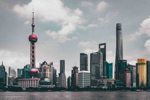 144-Hour Visa-Free Transit: Panoramic view of Shanghai at dawn