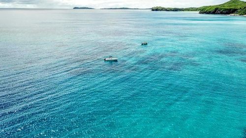 Adventure to the stunning islands of Fiji, Vanuatu, and the Cook Islands with our Oceania travel guide.